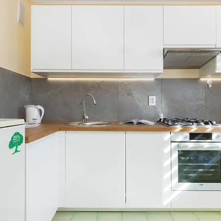 Spacious Burzynskiego In With Parking By Renters * Gdansk